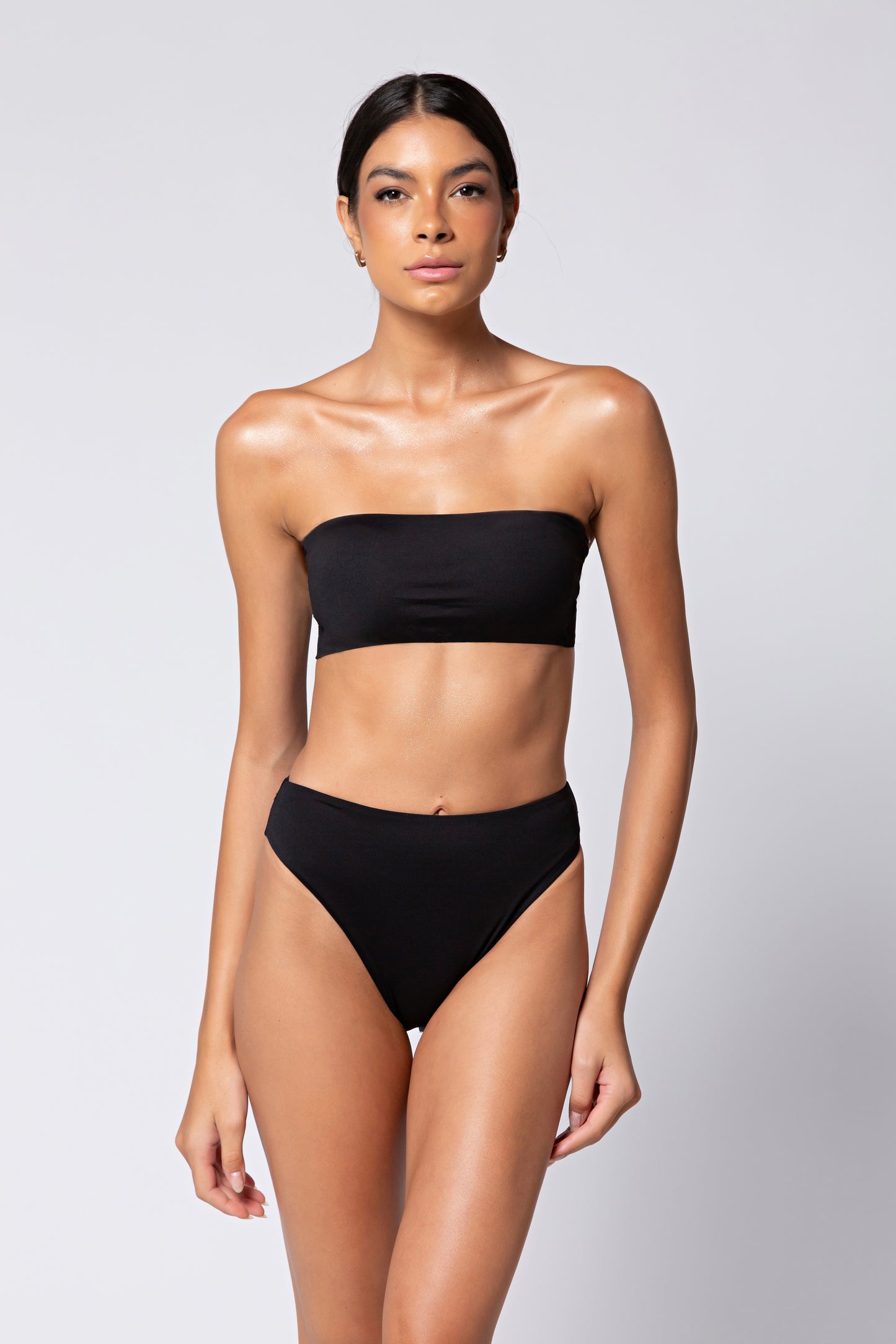 Straight Top in Black – Biodegradable