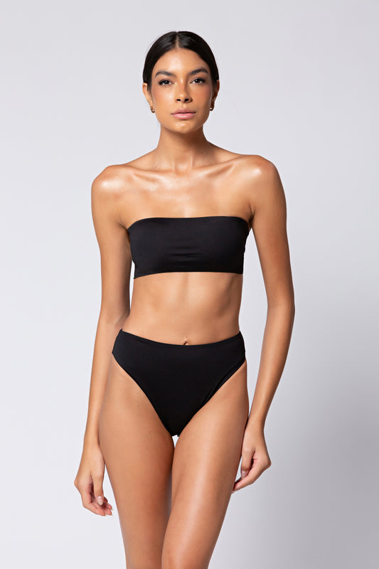 Straight Top in Black – Biodegradable