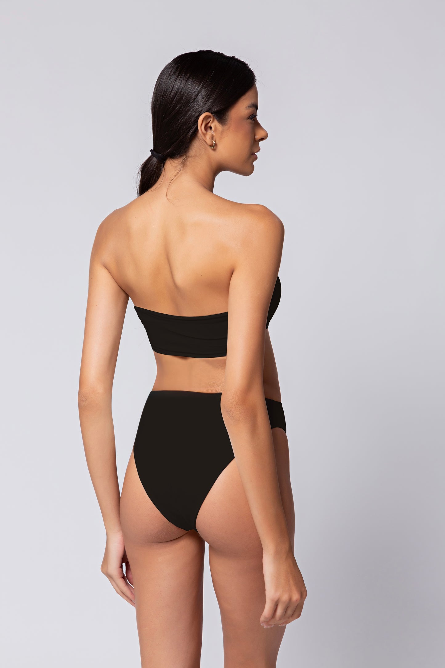 Straight Top in Black – Biodegradable